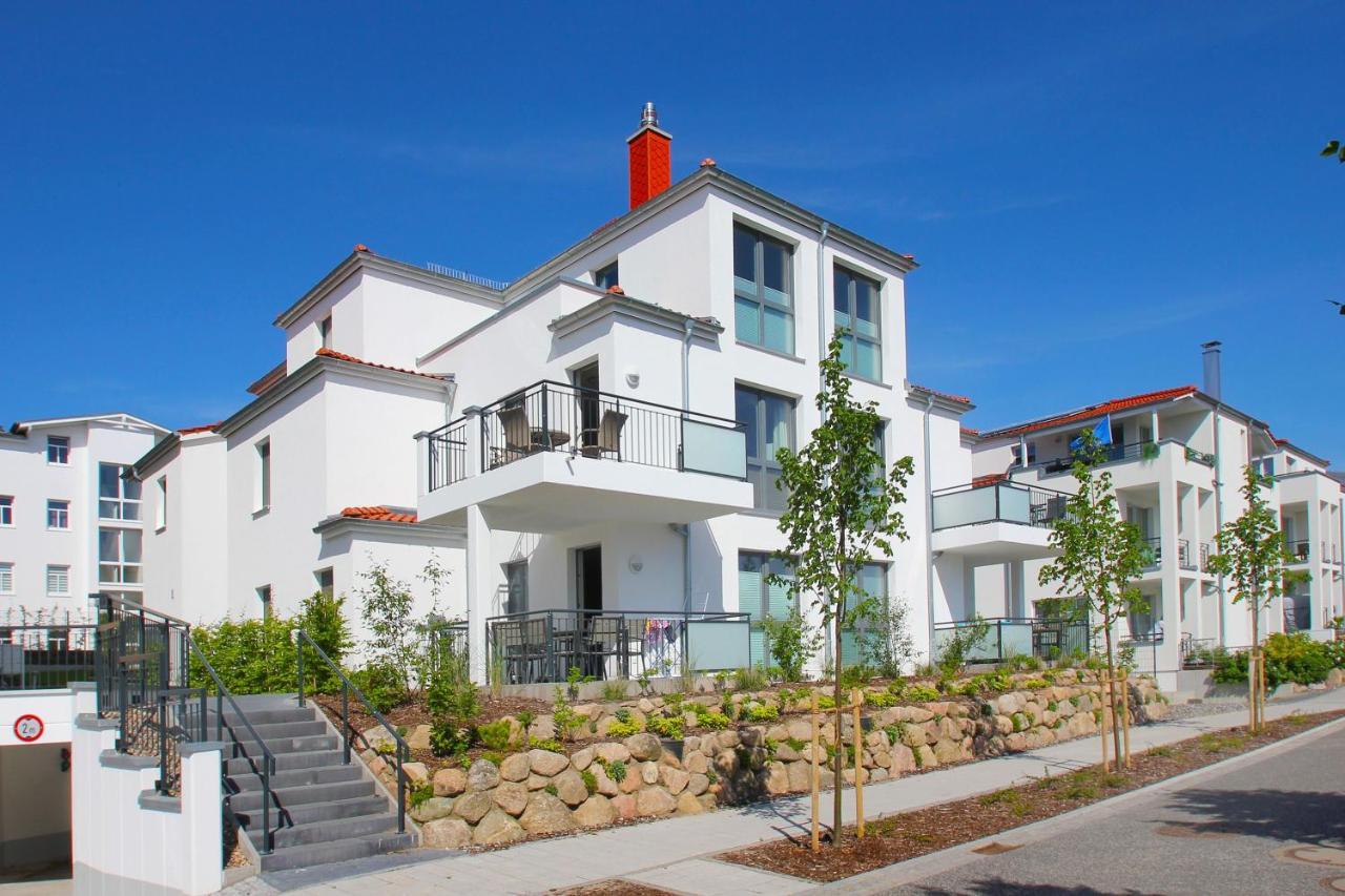 Zentrale Fewo Mit Terrasse, Gratis Nutzung Vom Ahoi Erlebnisbad Und Sauna In Sellin - Villa Anni Fewo 02 Goehren (Ruegen) Exterior foto