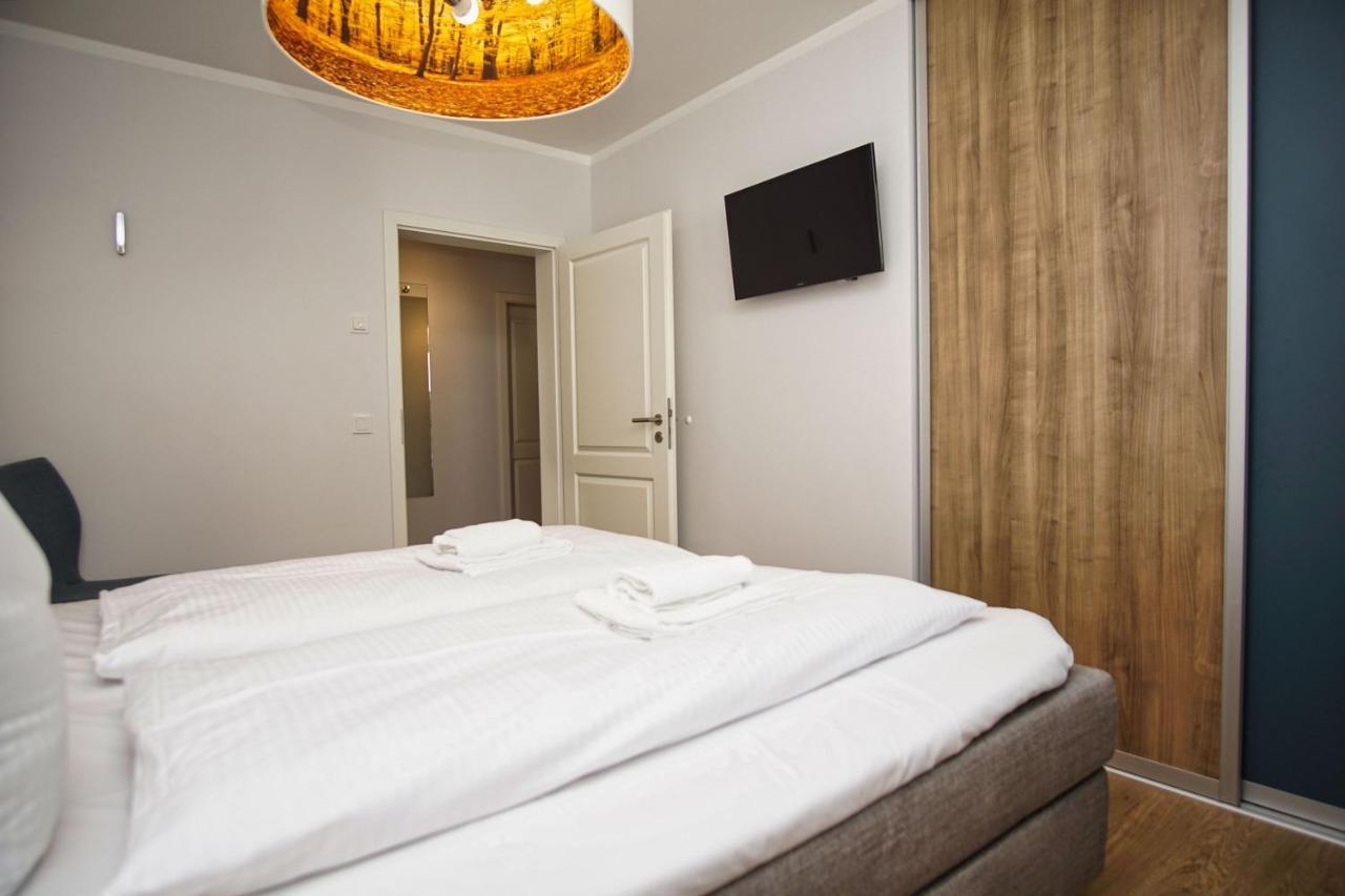 Zentrale Fewo Mit Terrasse, Gratis Nutzung Vom Ahoi Erlebnisbad Und Sauna In Sellin - Villa Anni Fewo 02 Goehren (Ruegen) Exterior foto