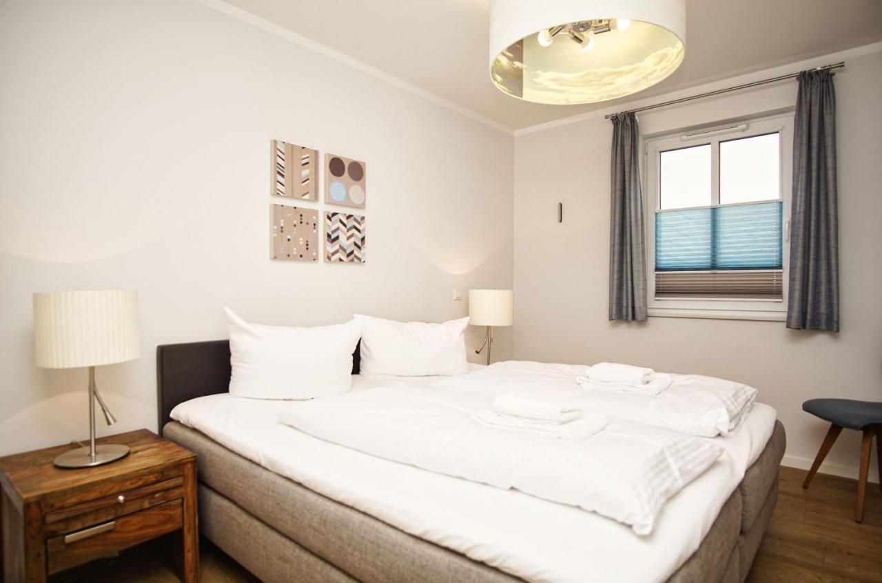 Zentrale Fewo Mit Terrasse, Gratis Nutzung Vom Ahoi Erlebnisbad Und Sauna In Sellin - Villa Anni Fewo 02 Goehren (Ruegen) Exterior foto